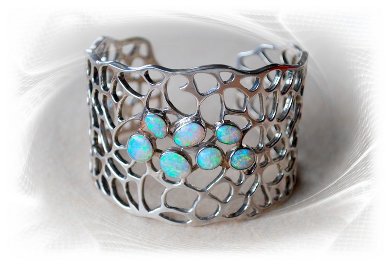 Gemcuts and Waylan Yowah Crystal opal and sterling silver bracelet